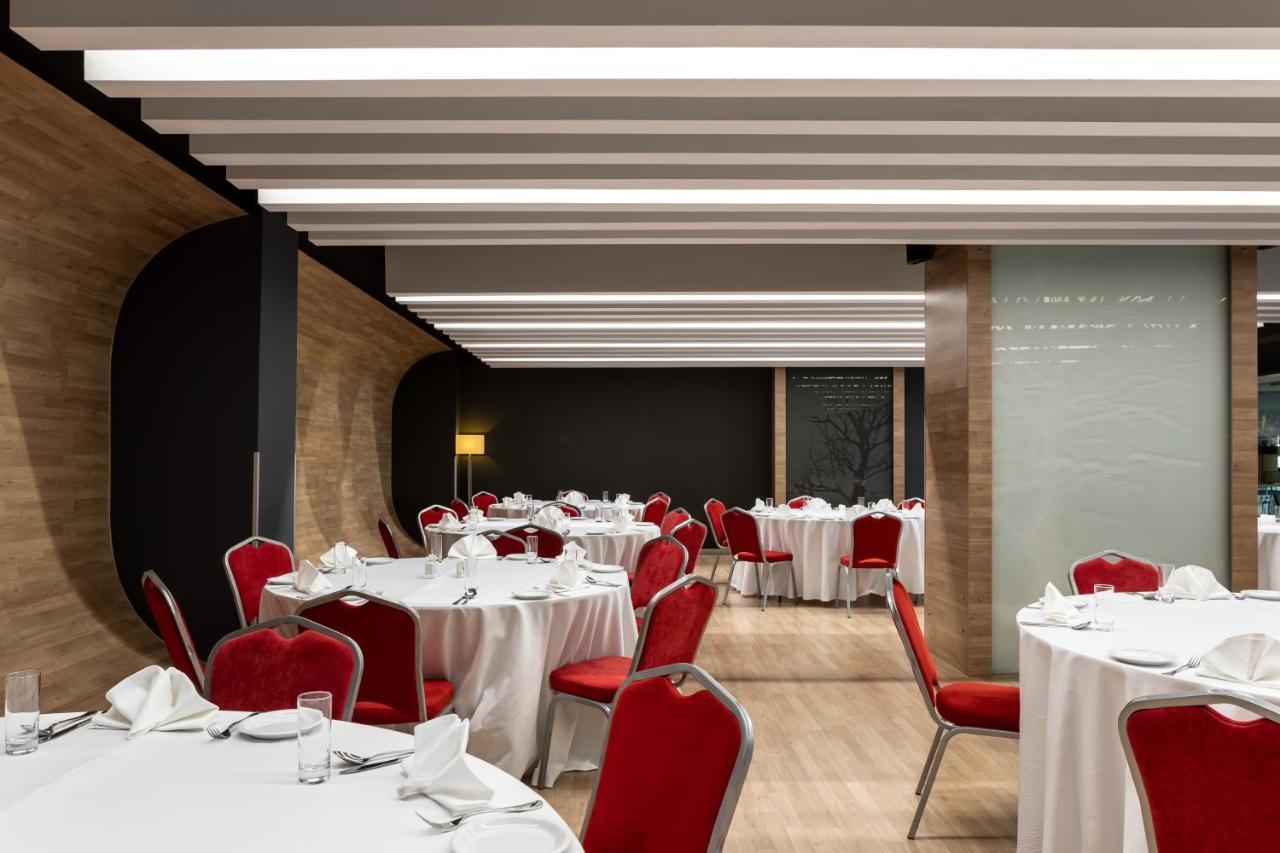 Ramada Encore Kiev Ngoại thất bức ảnh