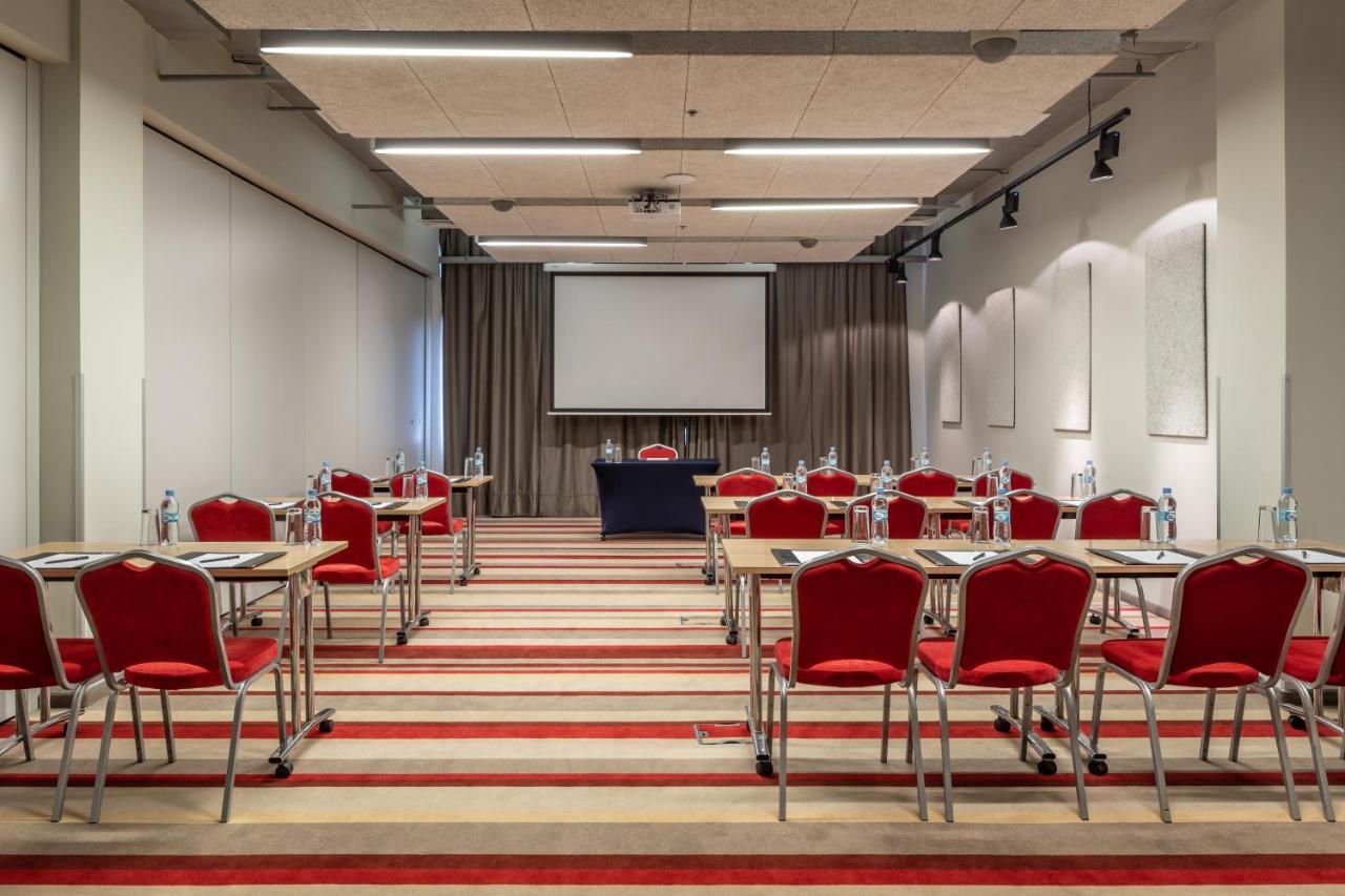 Ramada Encore Kiev Ngoại thất bức ảnh