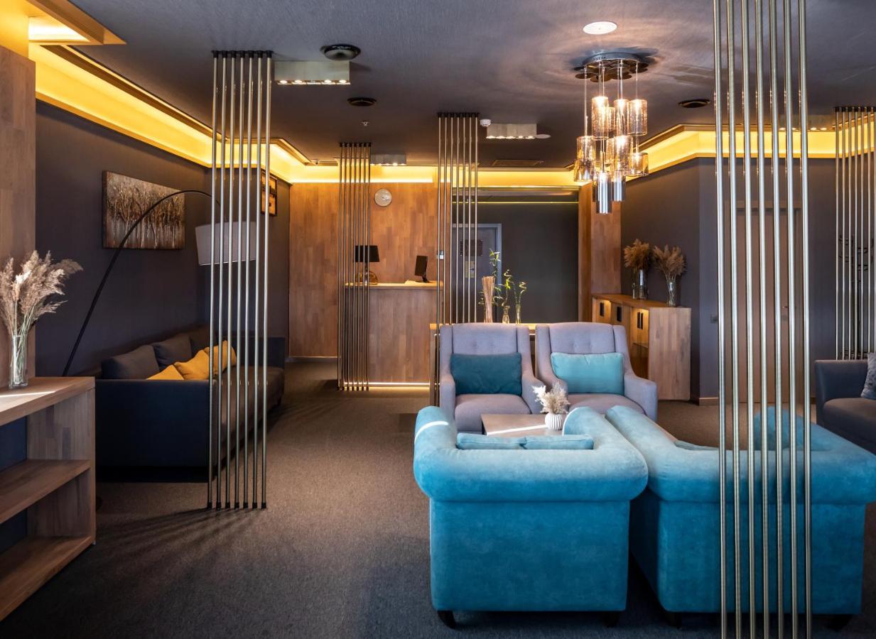 Ramada Encore Kiev Ngoại thất bức ảnh