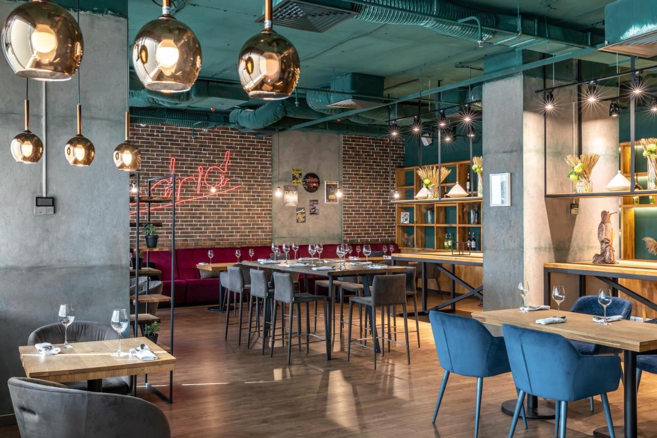 Ramada Encore Kiev Ngoại thất bức ảnh