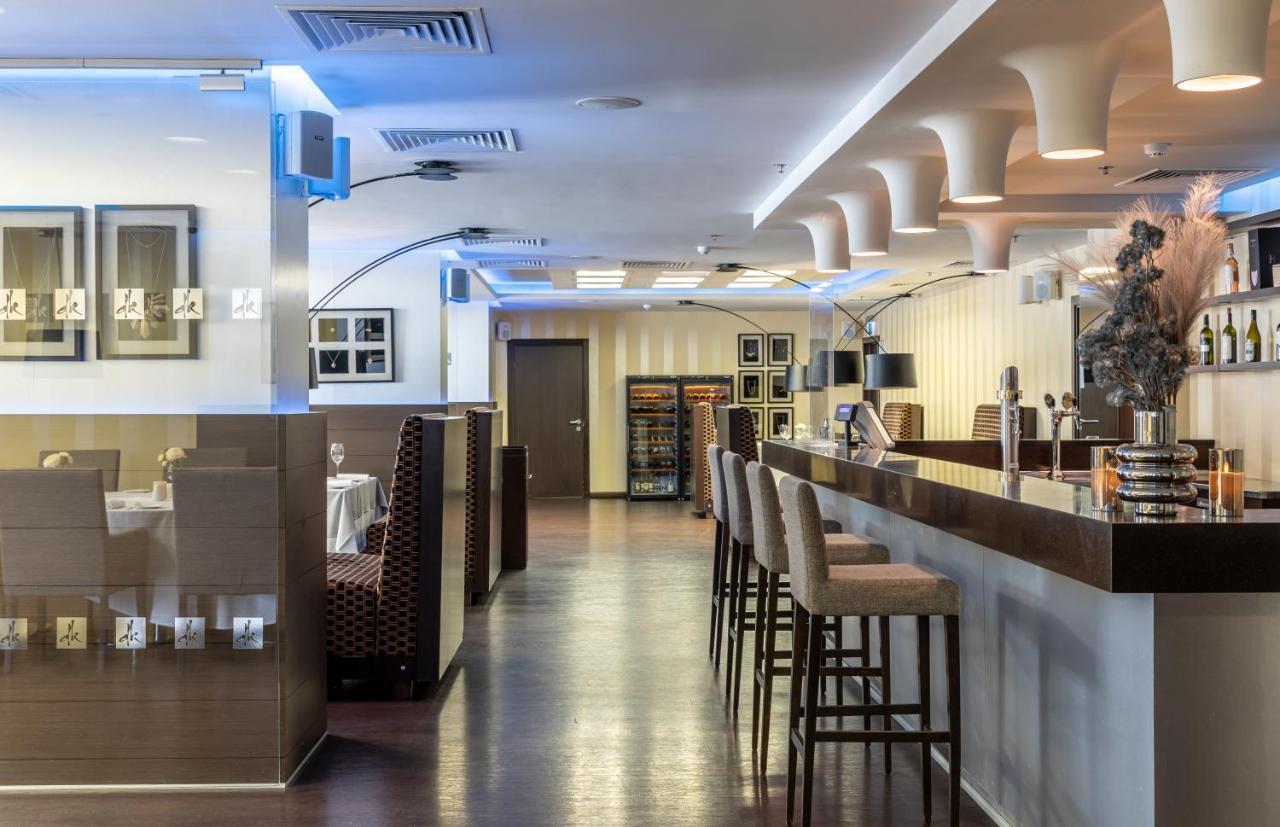 Ramada Encore Kiev Ngoại thất bức ảnh