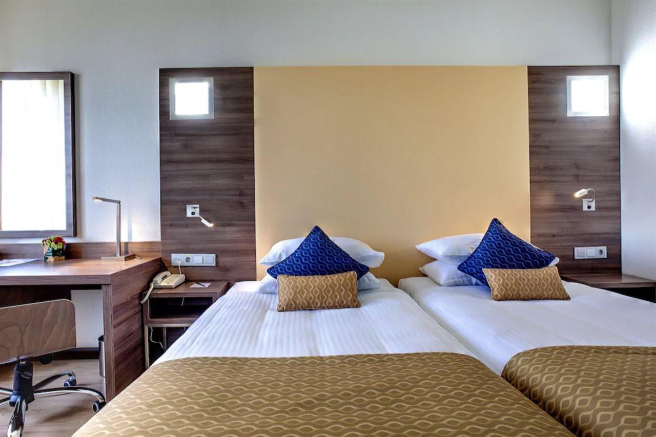 Ramada Encore Kiev Ngoại thất bức ảnh
